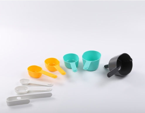 9-piece Baking Set of Measuring Cups and Spoons