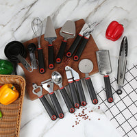 Набор кухонных принадлежностей