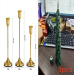 圣诞松果形蜡烛和烛台